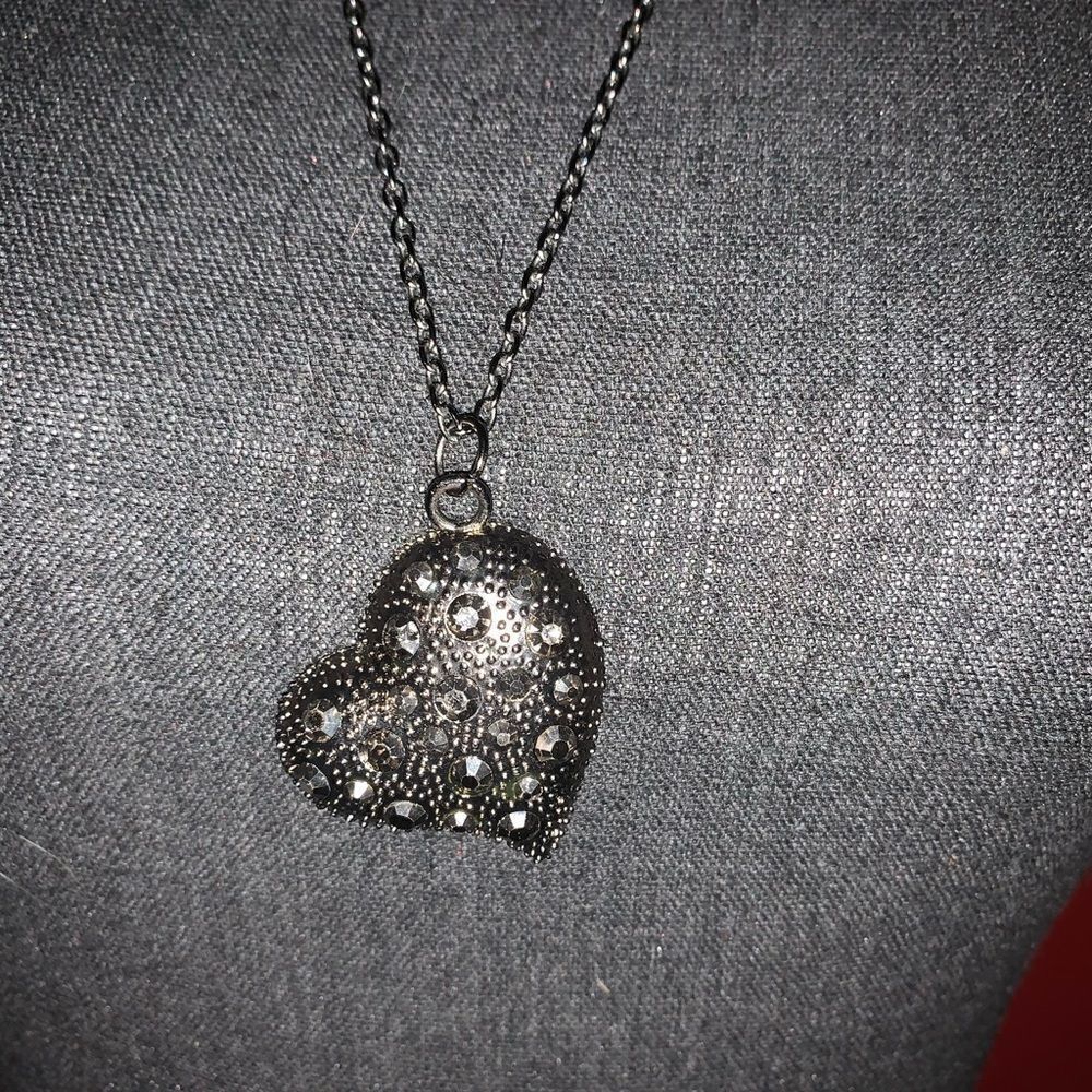 Rhinestone Heart Pendant Necklace